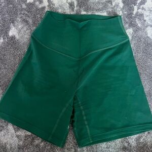 NWOT VITALITY XS Cloud Shorts in Forest Green